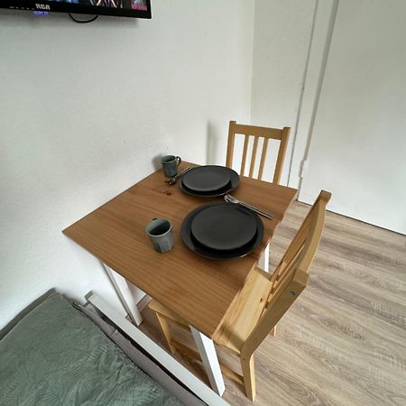 Guenstiges Apartment Gelsenkirchen Schalke Экстерьер фото