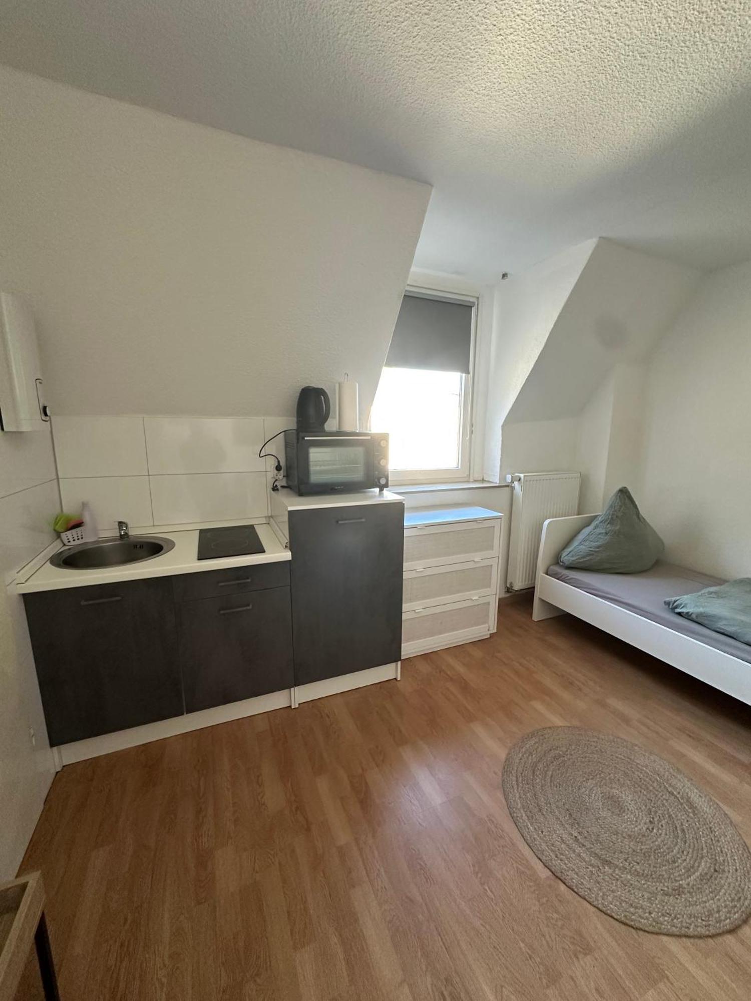 Guenstiges Apartment Gelsenkirchen Schalke Экстерьер фото
